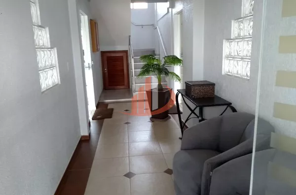 VENDE-SE APARTAMENTO DE 80M² NO CENTRO DE PATO BRANCO! - Foto 1