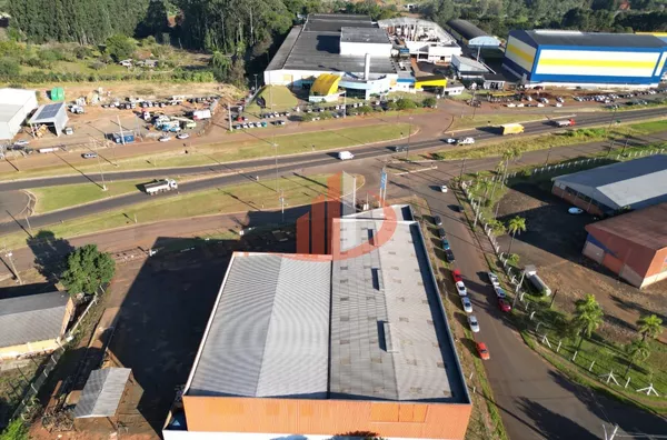 BARRACÃO COM 1700m² LOCALIZADO NA BR 158 EM PATO BRANCO-PR - Foto 7