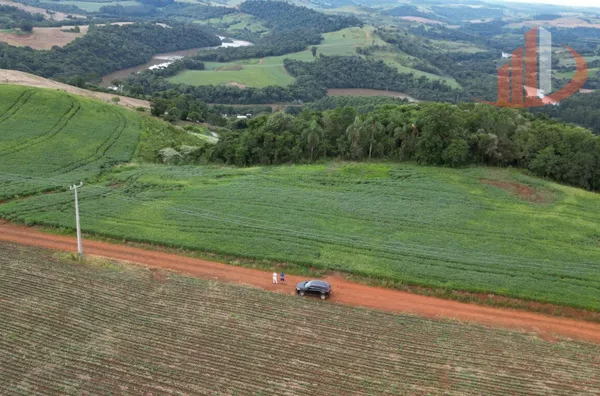 VENDE-SE PROPRIEDADE RURAL Á 18KM DA CIDADE DE PATO BRANCO!