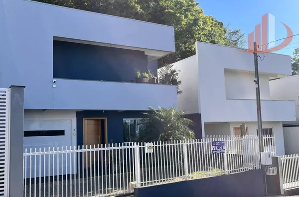 SOBRADO COM 99,55m² À VENDA NO FRARON EM PATO BRANCO/PR