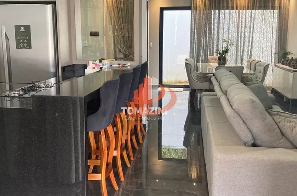CASA COM 160m² NO BAIRRO INDUSTRIAL II A VENDA, EM PATO BRANCO/PR