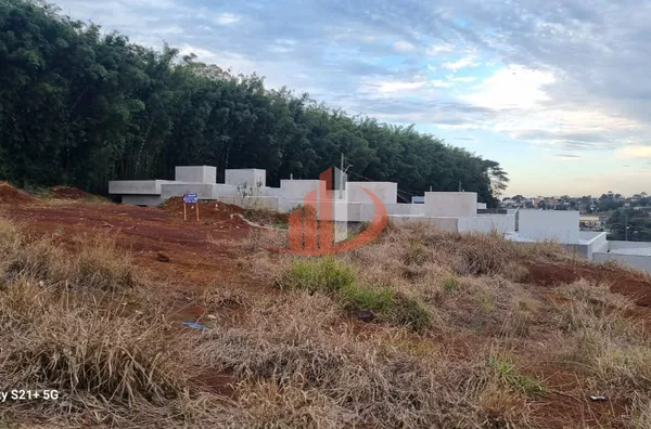 TERRENO NO BAIRRO SÃO ROQUE COM 400m² PARA VENDA EM PATO BRANCO/PR