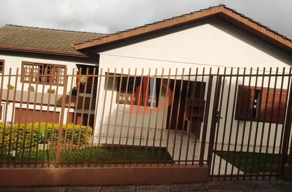 CASA 351m² BAIRRO BRASILIA EM PATO BRANCO/PR