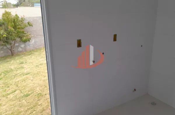 CASA 89m² COM 2 SUÍTES A VENDA NO BAIRRO PARQUE DO SOM EM PATO BRANCO/PR