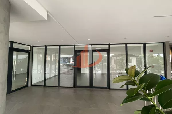SALA COMERCIAL NO ED. SHYRAH COM 231,29m² PARA LOCAÇÃO EM PATO BRANCO/PR
