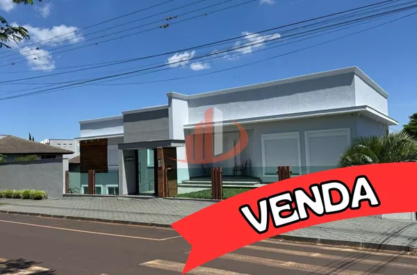 CASA COM 419m² NO BAIRRO PINHEIROS EM PATO BRANCO/PR