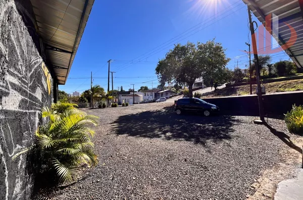 BARRACÃO DE 700M² PARA LOCAÇÃO NO BAIRRO BANCÁRIOS EM PATO BRANCO/PR