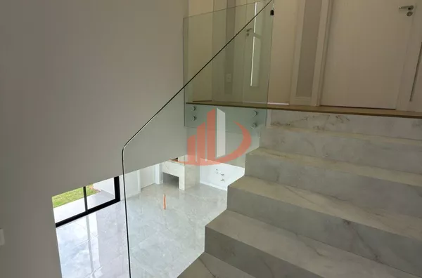 SOBRADO ALTO PADRÃO, COM 150m², NO BAIRRO SÃO LUIZ, PRÓXIMO AO SHOPPING, EM PATO BRANCO/PR - Foto 13