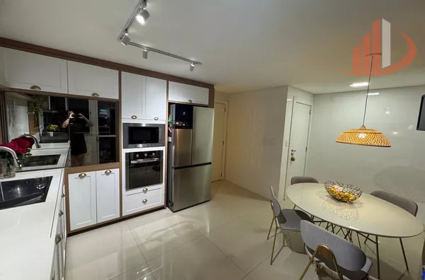 APARTAMENTO MOBILIADO À VENDA NO CENTRO EM PATO BRANCO/PR