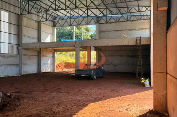 BARRACÃO COM 500m² PARA LOCAÇÃO NO BAIRRO AEROPORTO EM PATO BRANCO/PR
