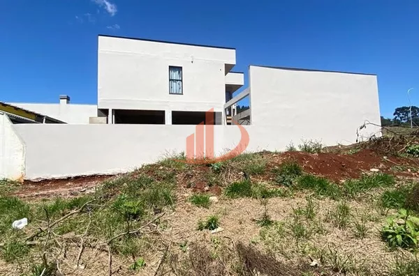 CASA COM 175m² NO BAIRRO SÃO FRANCISCO EM PATO BRANCO/PR
