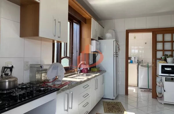 CASA COM 207m² NO BAIRRO PARZIANELLO EM PATO BRANCO/PR - Foto 7