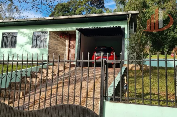 CASA COM 100m² E TERRENO DE 550m² NO BAIRRO PAGNONCELLI EM PATO BRANCO/PR