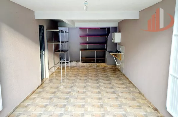 CASA COM 70m² A VENDA NO BAIRRO CADORIN EM PATO BRANCO/PR