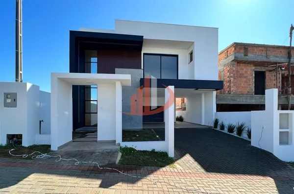 CASA ALTO PADRÃO COM 220m² NO BAIRRO PARQUE DO SOM EM PATO BRANCO/PR