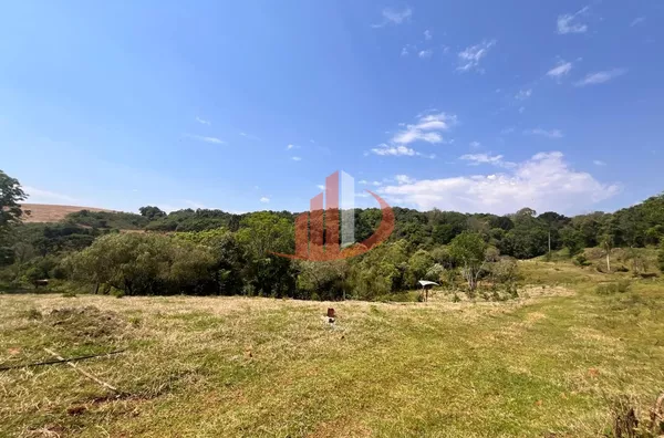 CHÁCARA COM 2,5 ALQUEIRES À VENDA EM VITORINO/PR