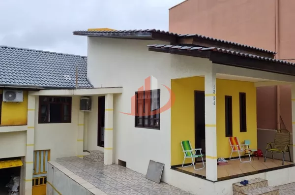 CASA 180m² COM TERRENO DE 360² NO CENTRO DE PATO BRANCO/PR - Foto 8