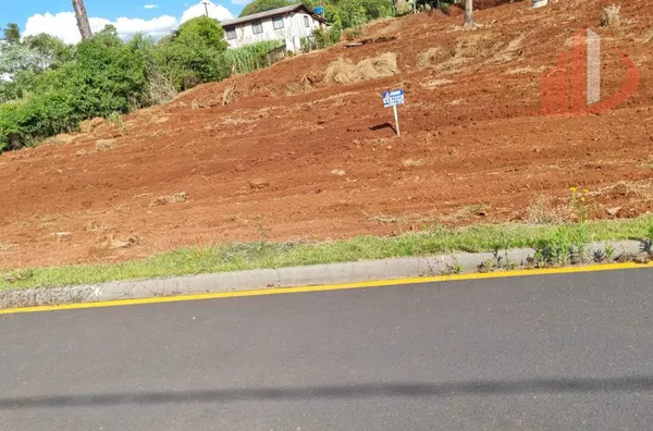 TERRENO COM 456,05 m2 NO BAIRRO PAGNONCELLI EM PATO BRANCO/PR