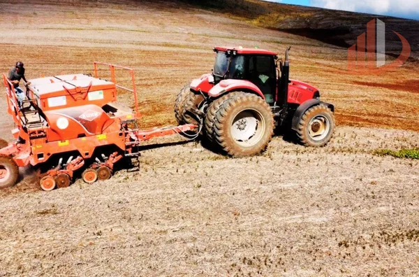 VENDE-SE UMA BELÍSSIMA ÁREA DE TERRA EM NOVA LARANJEIRAS!