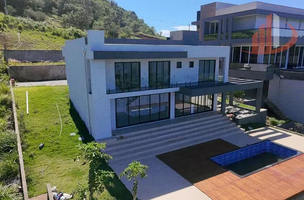 CASA À VENDA NO RESIDENCIAL ÁGUAS CLARAS EM SÃO JORGE D'OESTE/PR