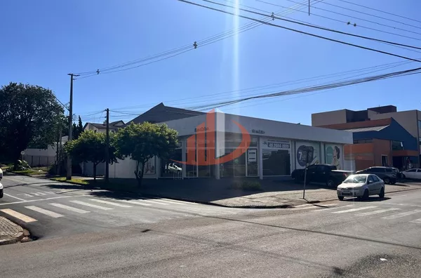 SALA COMERCIAL COM 380m² PARA LOCAÇÃO EM PATO BRANCO/PR