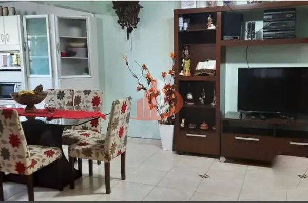 CASA COM ACONCHEGO DE UMA CHÁCARA A 3KM DO CENTRO - Foto 13