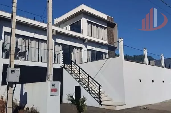 CASA DE ALTO PADRÃO PARA VENDA OU PERMUTA NO ALAGADO DE NOVA PRATA DO IGUAÇU/PR