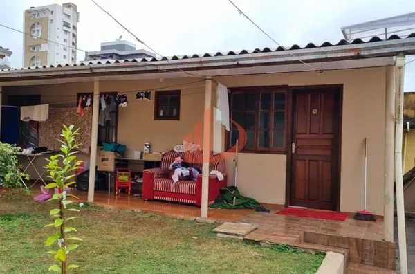 CASA 180m² COM TERRENO DE 360² NO CENTRO DE PATO BRANCO/PR - Foto 9