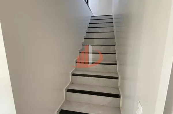 SOBRADO COM 164m² DE ÁREA CONTRUÍDA NO BAIRRO FRARON EM PATO BRANCO/PR - Foto 10