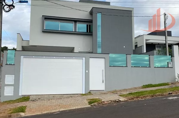 SOBRADO COM 179m² NO BAIRRO SÃO FRANCISCO EM PATO BRANCO/PR