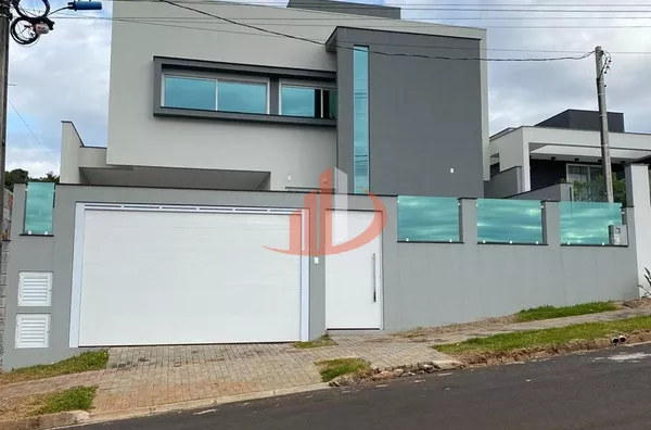 SOBRADO COM 179m² NO BAIRRO SÃO FRANCISCO EM PATO BRANCO/PR