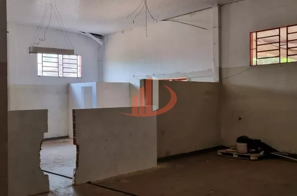 BARRACÕES EM PERÍMETRO RURAL EM PATO BRANCO/PR - Foto 31