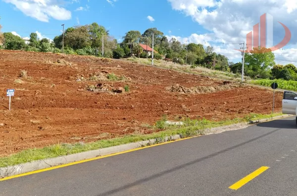 TERRENO COM 456,05 m2 NO BAIRRO PAGNONCELLI EM PATO BRANCO/PR