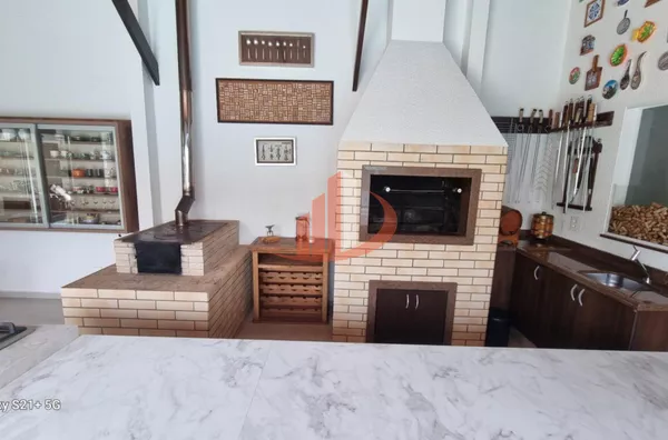 CASA COM 250m² DE ÁREA CONSTRUÍDA NO BAIRRO JARDIM DAS AMÉRICAS EM PATO BRANCO/PR - Foto 28