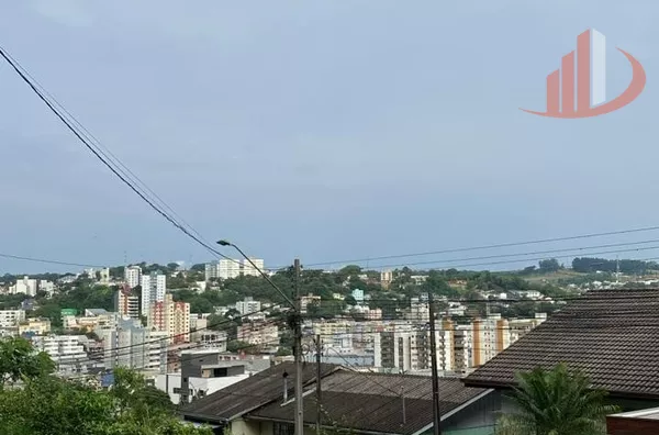 TERRENO COM 525m² NO CENTRO DE PATO BRANCO/PR