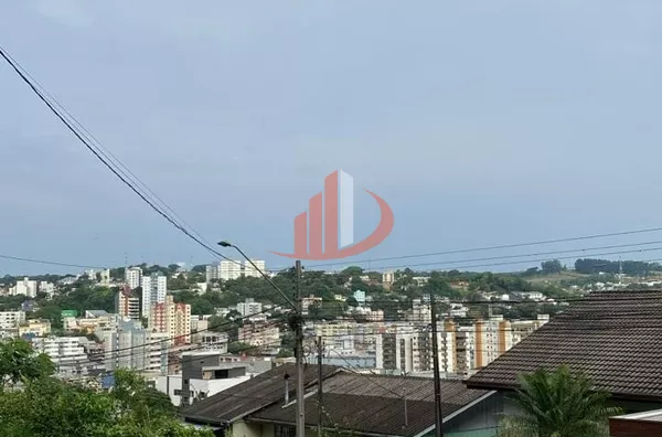 TERRENO COM 525m² NO CENTRO DE PATO BRANCO/PR