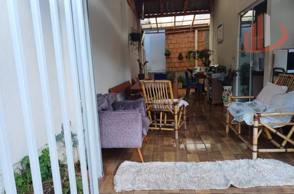 CASA À VENDA EM VITORINO/PR, COM 100m²