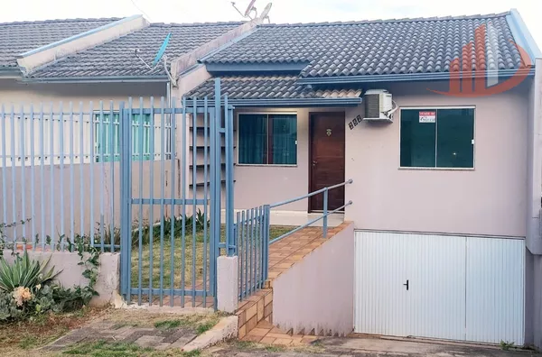 CASA COM 70m² A VENDA NO BAIRRO CADORIN EM PATO BRANCO/PR