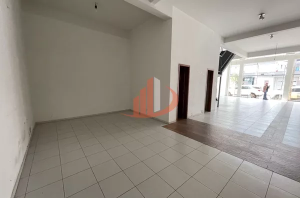 SALA COMERCIAL COM 180m² NO CENTRO DE PATO BRANCO PARA LOCAÇÃO - Foto 6