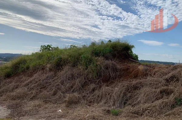 TERRENO COM 672m² NO BAIRRO FRARON EM PATO BRANCO/PR