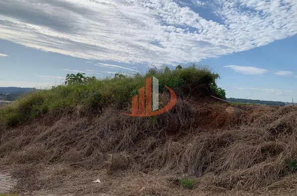 TERRENO COM 672m² NO BAIRRO FRARON EM PATO BRANCO/PR