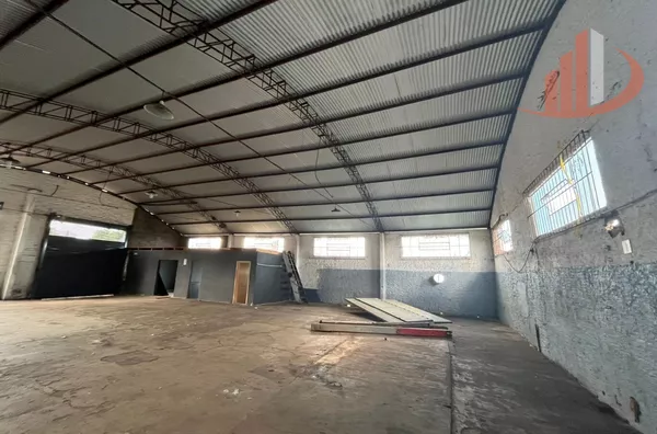 BARRACÃO PARA LOCAÇÃO NA AV TUPI EM PATO BRANCO/PR