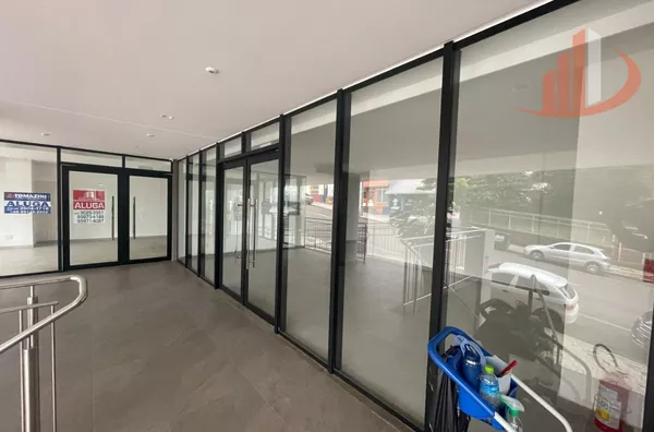 SALA COMERCIAL NO ED. SHYRAH COM 231,29m² PARA LOCAÇÃO EM PATO BRANCO/PR