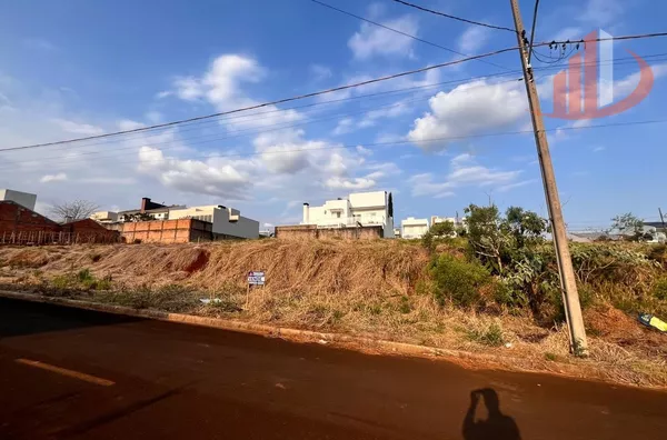TERRENO COM 311,99m² À VENDA NO BAIRRO FRARON EM PATO BRANCO/PR