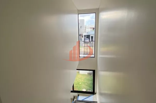 SOBRADO TRIPLEX PARA LOCAÇÃO NO BAIRRO FRARON/PR - Foto 15