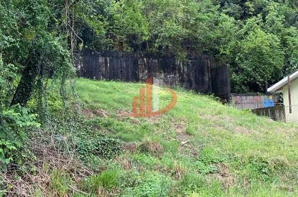 TERRENO COM 525m² NO CENTRO DE PATO BRANCO/PR