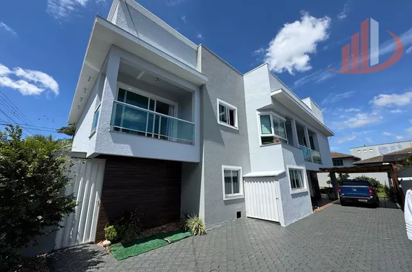 CASA COM 419m² NO BAIRRO PINHEIROS EM PATO BRANCO/PR