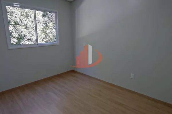 VENDE-SE SOBRADO NO BAIRRO FRARON EM PATO BRANCO! - Foto 7