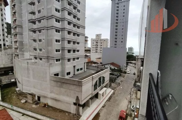APARTAMENTO COM 70m² EM ITAPEMA/SC