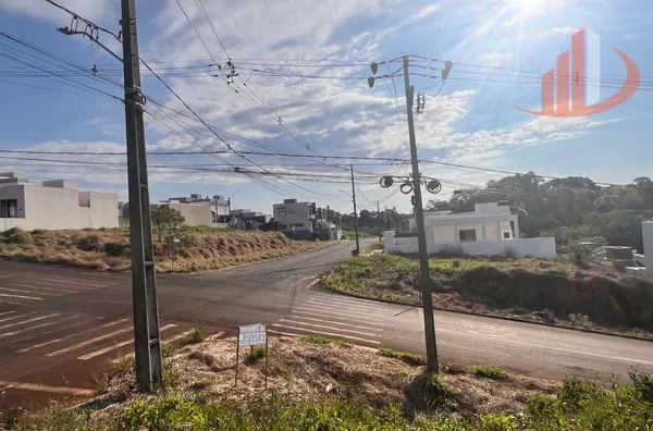 TERRENO COM 363,69m² À VENDA NO BAIRRO FRARON EM PATO BRANCO/PR
